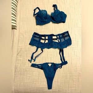 Vitctoria’s Secret Bra, panty, and garter belt set